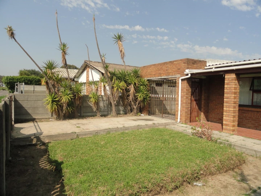 3 Bedroom Property for Sale in Leonsdale Western Cape